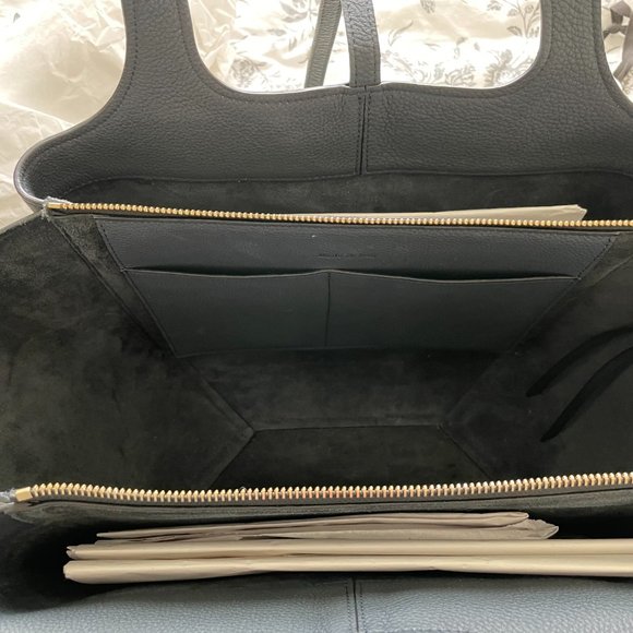 LIKE NEW Celine Trifold Deep Ocean/blue color - Picture 6 of 11